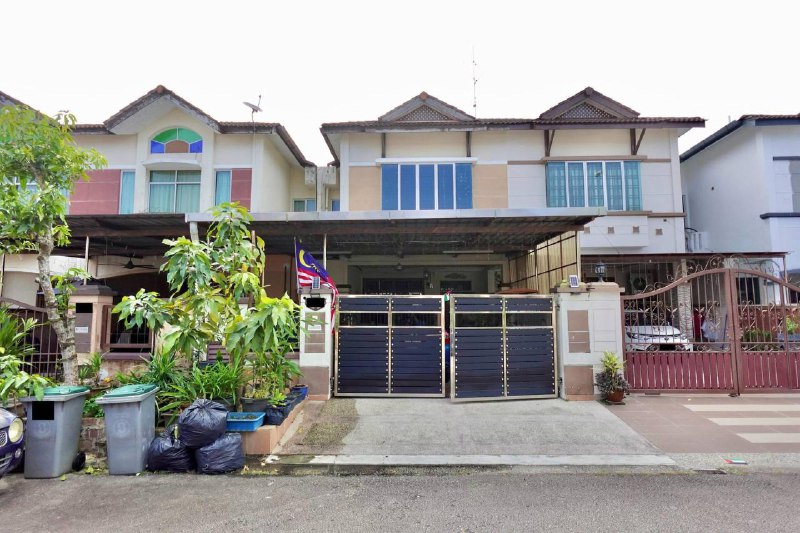 Double Storey Terrace Jalan Pulai Perdana 8/x Taman Pulai Perdana Gated Guarded